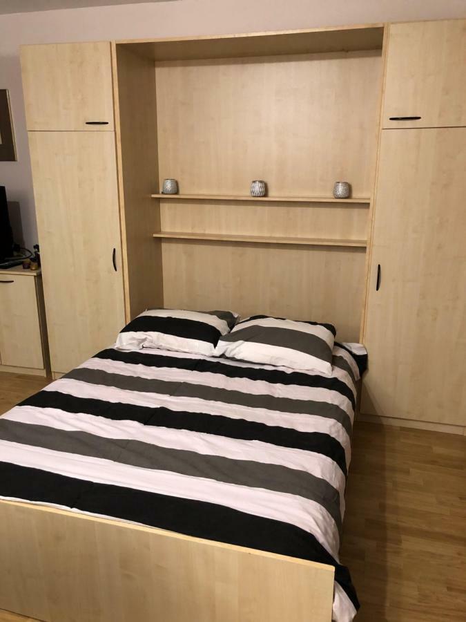 Apartmán Shiny Nice Studio At Ostende Exteriér fotografie